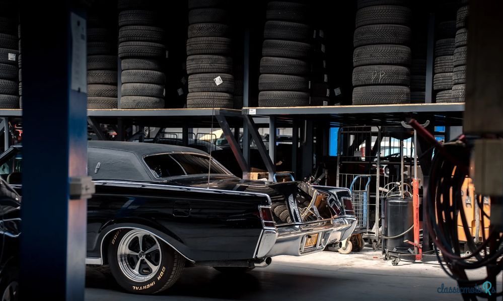 1969' Lincoln Continental photo #6
