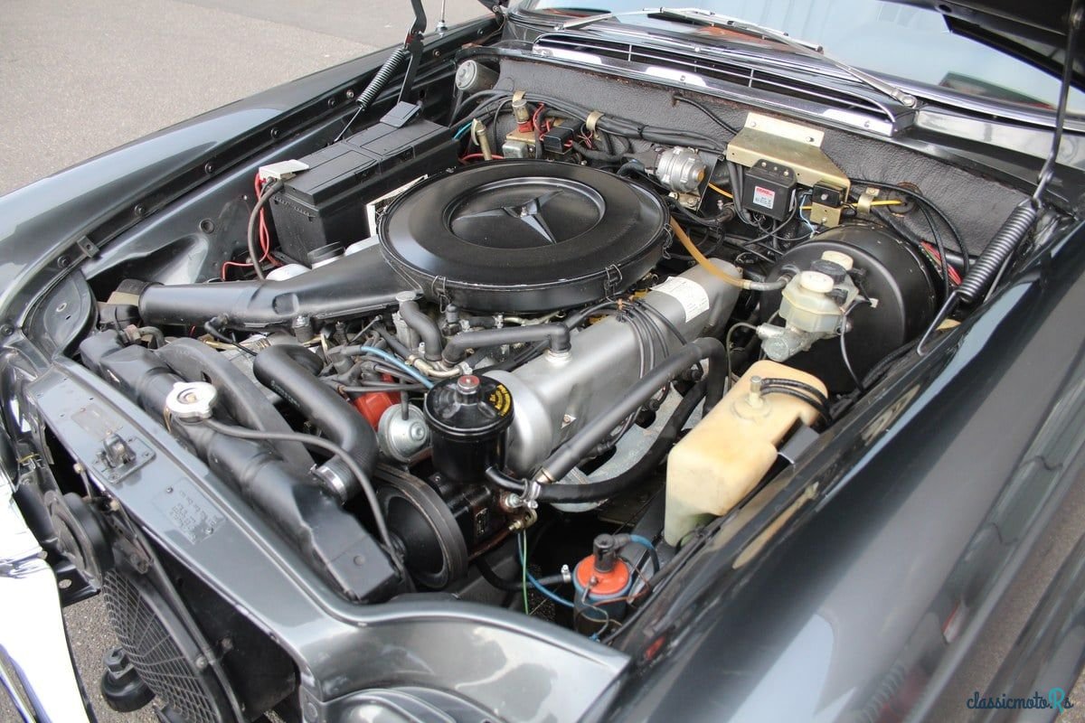 1971' Mercedes-Benz 280 photo #4