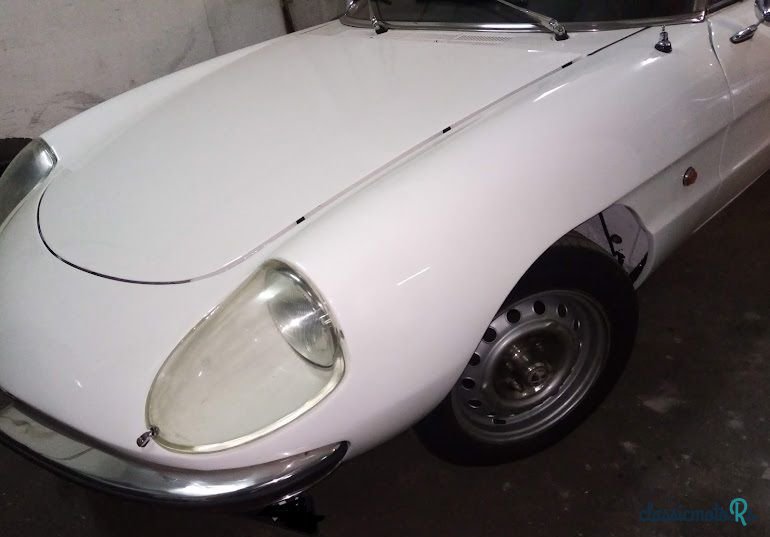 1972' Alfa Romeo Spider photo #2