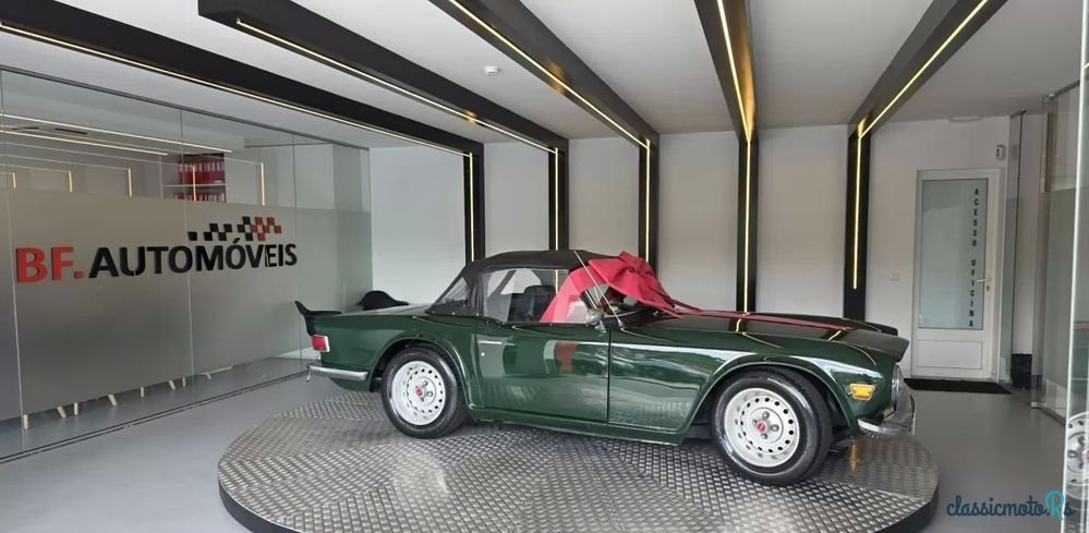 1970' Triumph TR6 photo #5