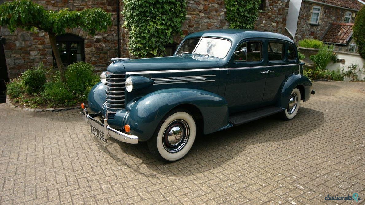 1937' Oldsmobile F Series photo #5
