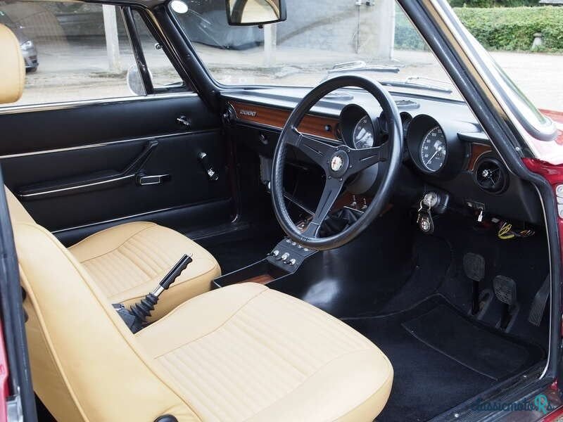 1976' Alfa Romeo Gt Junior photo #2