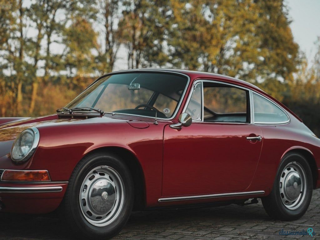 1965' Porsche 911 Coupe photo #3