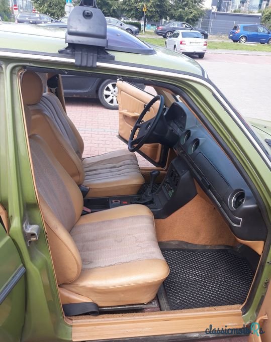 1980' Mercedes-Benz W123 photo #5