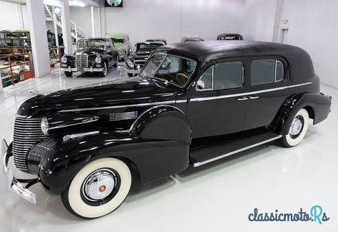 1940' Cadillac Fleetwood photo #2