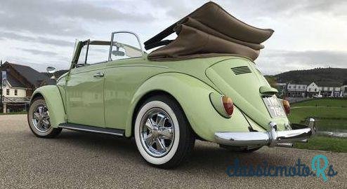 1969' Volkswagen Beetle Convertible photo #2