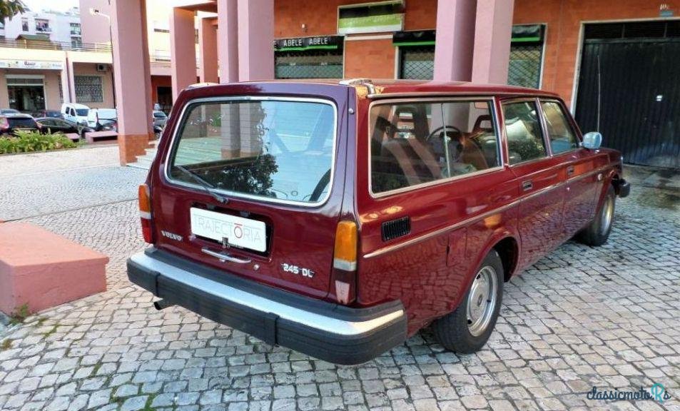 1977' Volvo 245 Dl photo #3