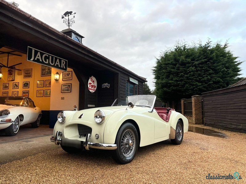 1955' Triumph TR2 photo #3