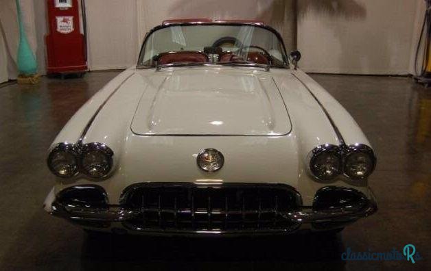 1960' Chevrolet Corvette photo #3