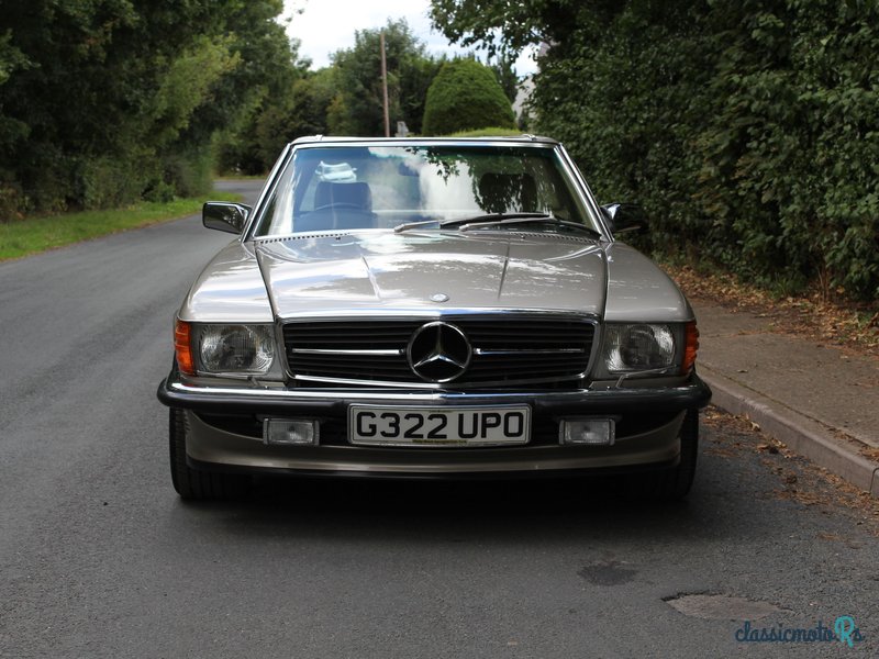 1989' Mercedes-Benz 300 photo #2