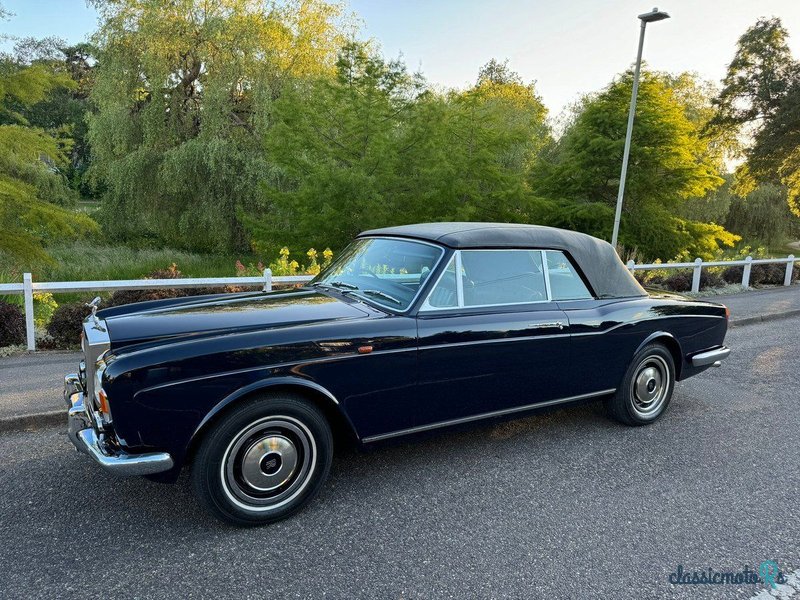 1975' Rolls-Royce Corniche photo #4