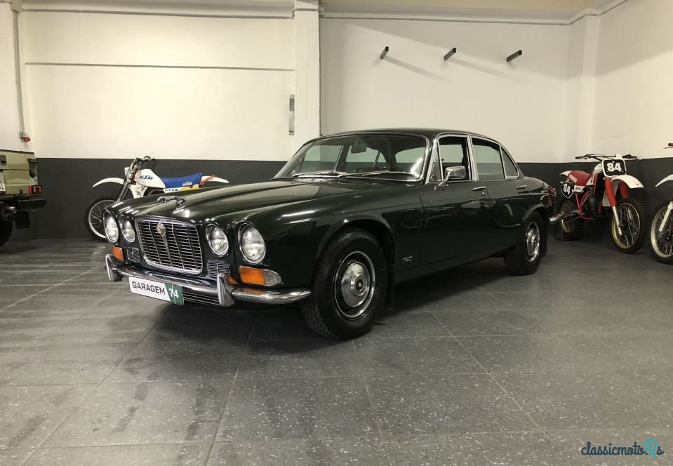 1973' Jaguar XJ photo #1