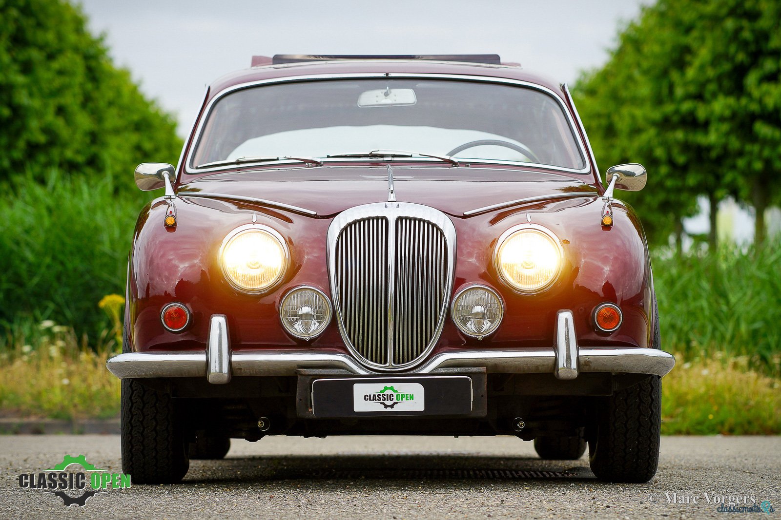 1967' Daimler Sovereign 250 photo #2