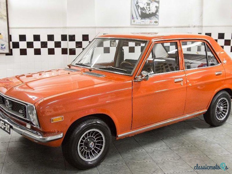 1975' Datsun 1200 Gx 4-Door Sedan photo #3