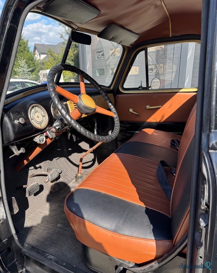 1952' Chevrolet 3100 photo #6