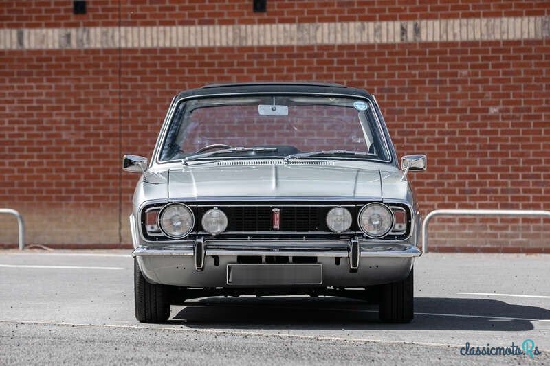 1968' Ford Cortina photo #6
