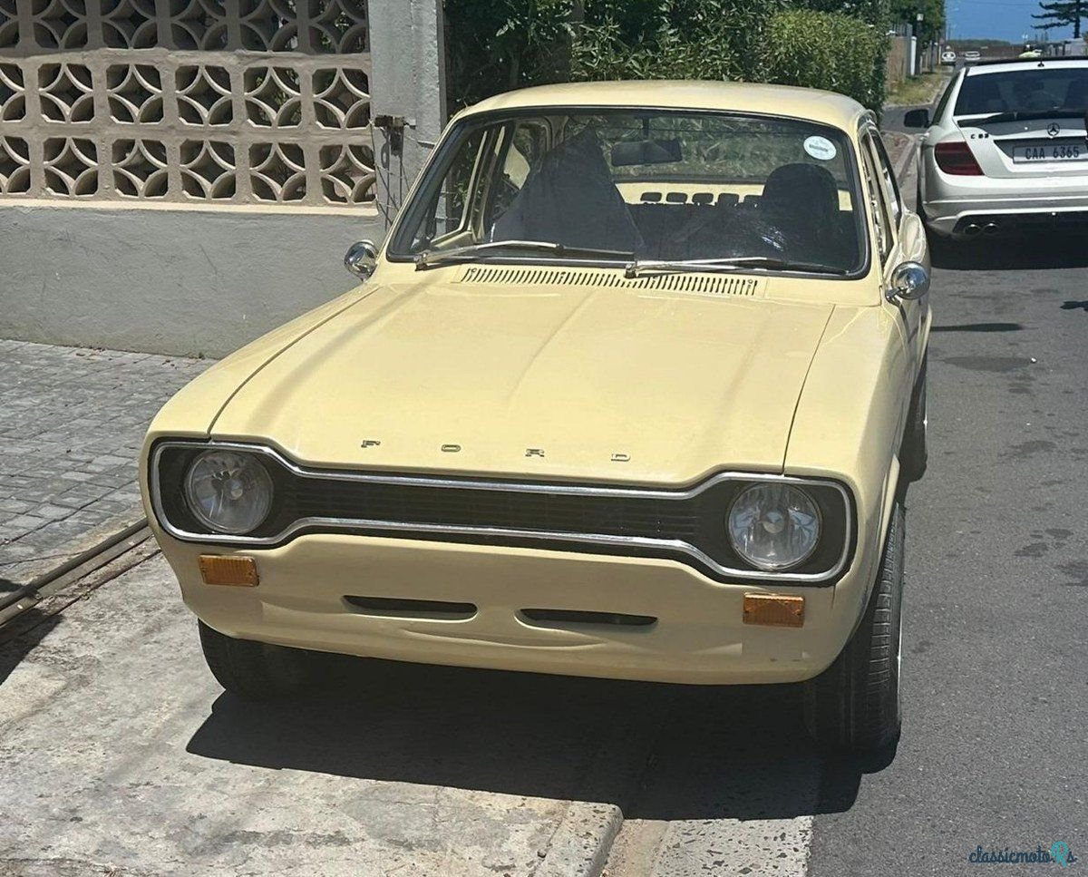 1970' Ford Escort photo #4