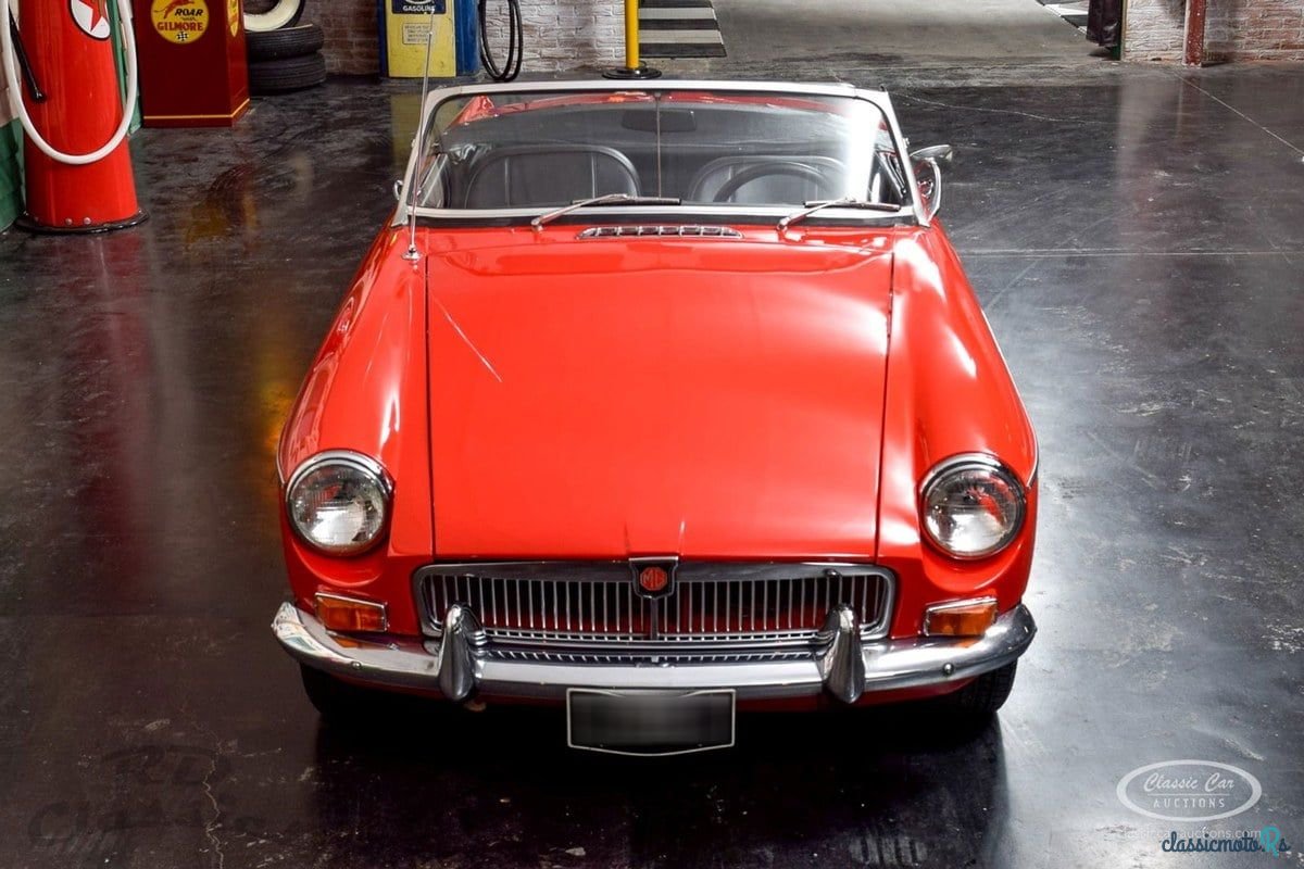 1968' MG Roadster photo #2