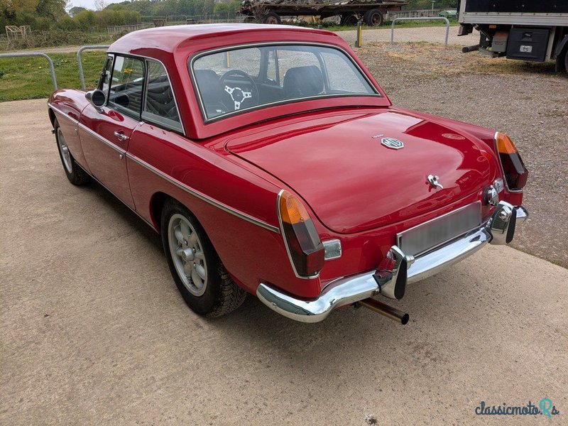 1974' MG MGB photo #5