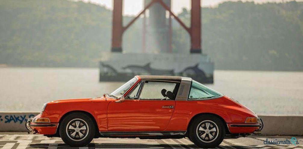 1969' Porsche 911 E Targa photo #3
