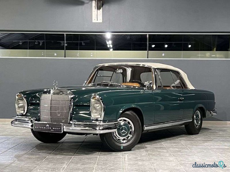 1962' Mercedes-Benz 220 SE photo #2
