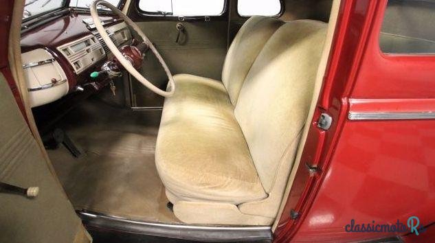 1940' Ford photo #1