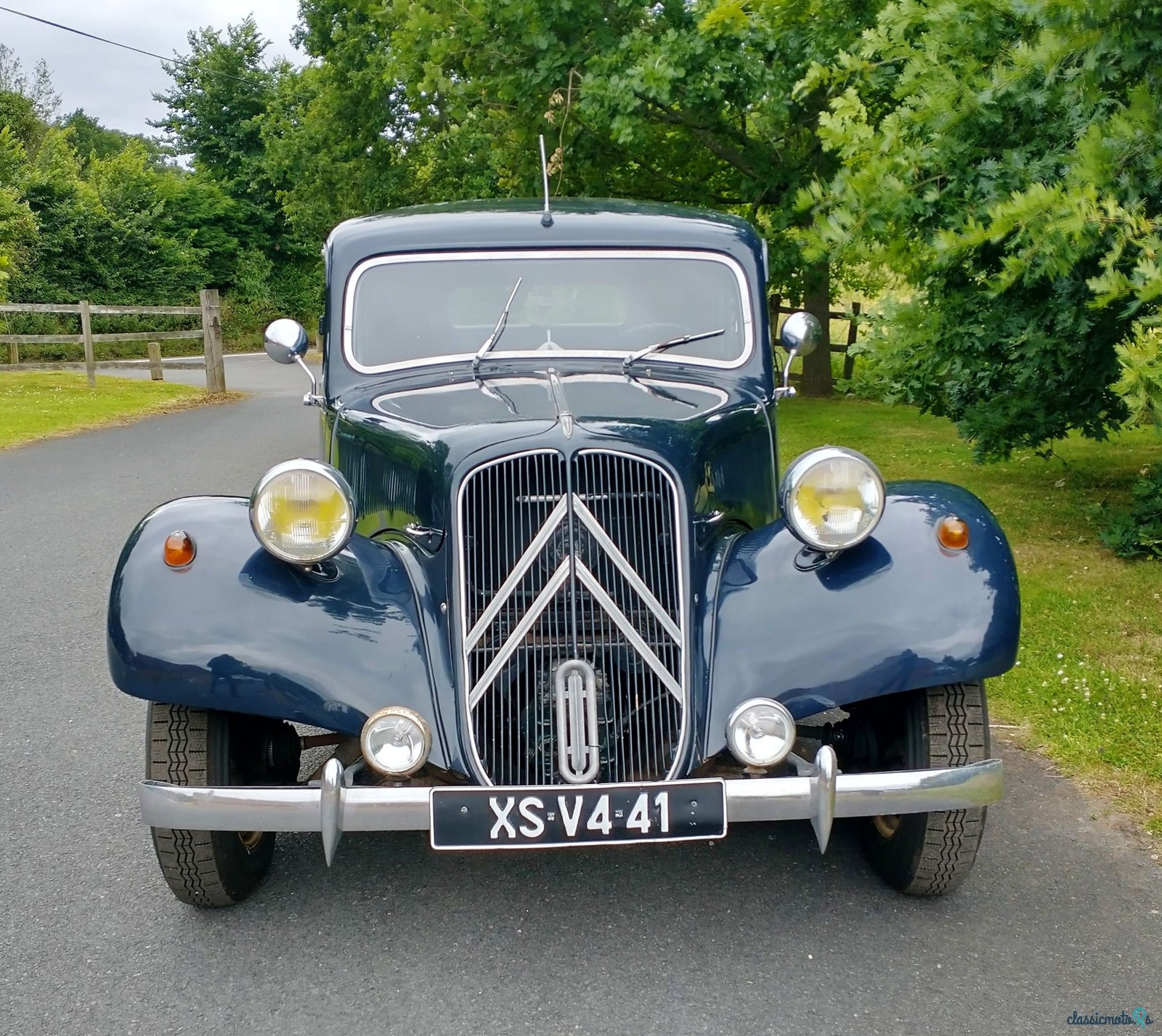 1954' Citroen Traction photo #2