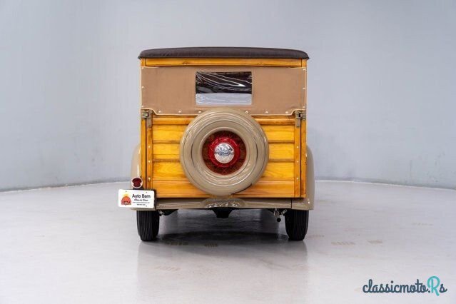 1935' Ford Model 48 photo #5