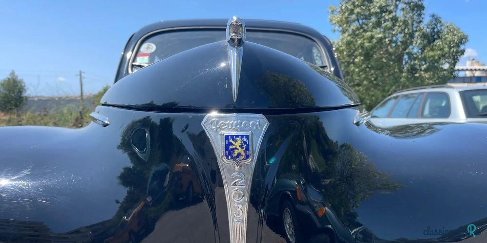 1954' Peugeot 203 photo #3