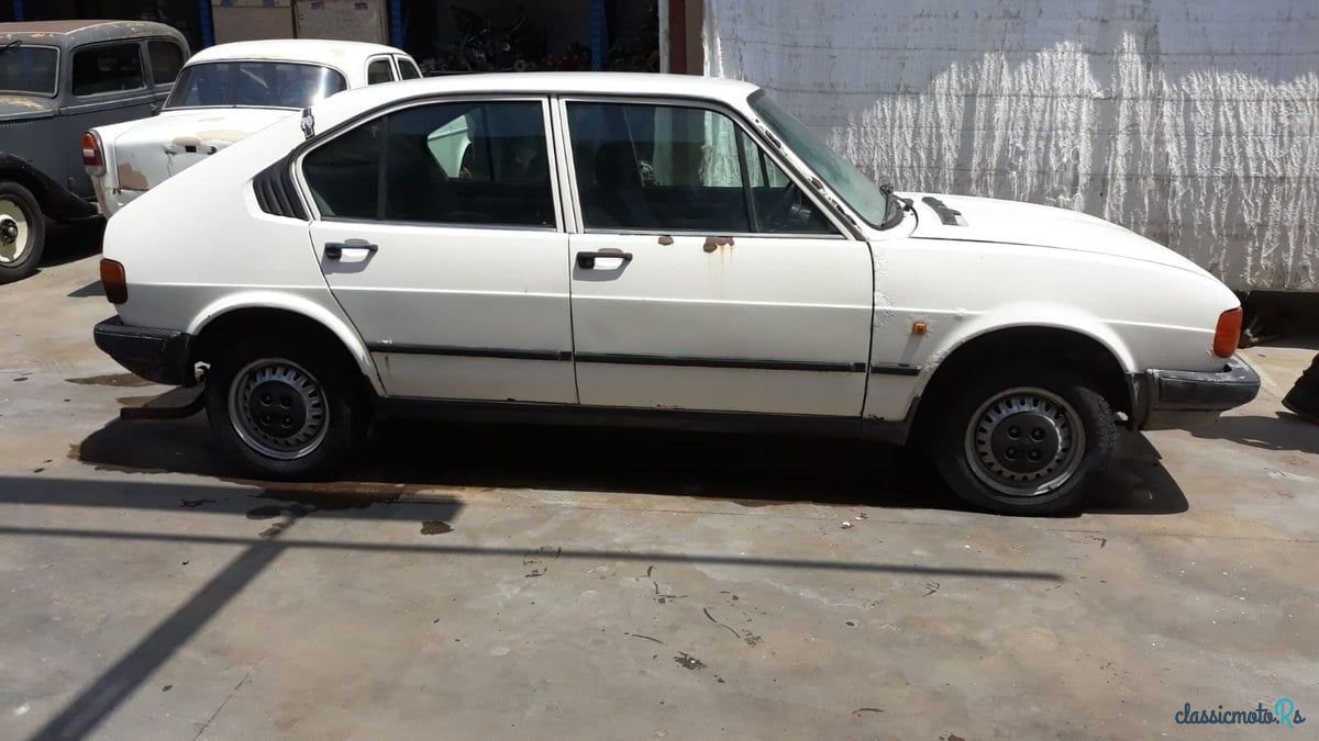 1982' Alfa Romeo Alfasud photo #2