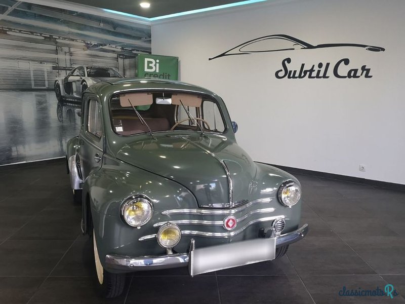 1954' Renault 4 photo #4