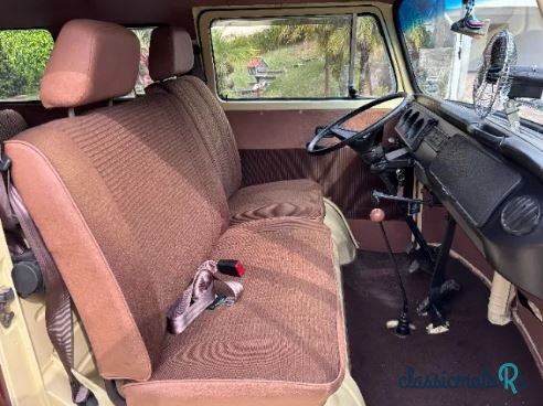 1983' Volkswagen Vans photo #3