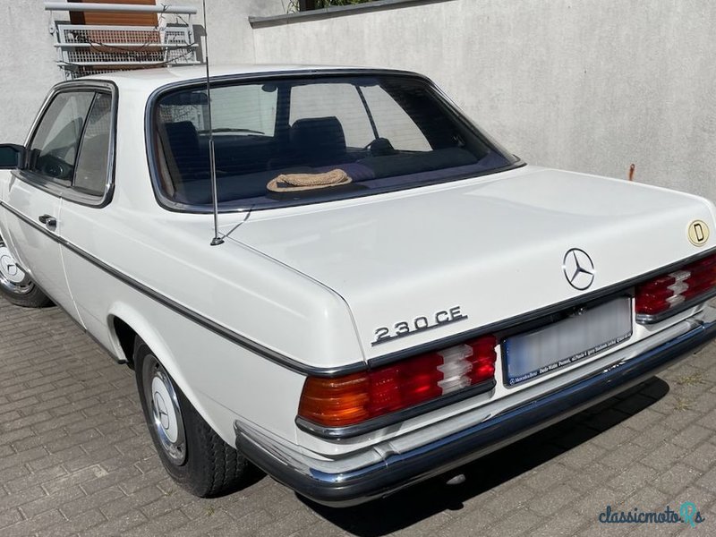 1980' Mercedes-Benz W123 photo #4