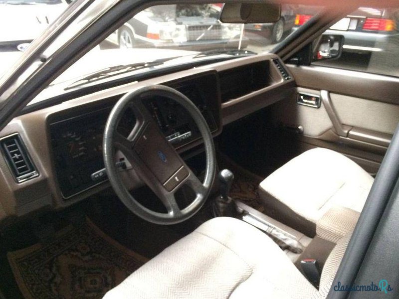1982' Ford Granada photo #3