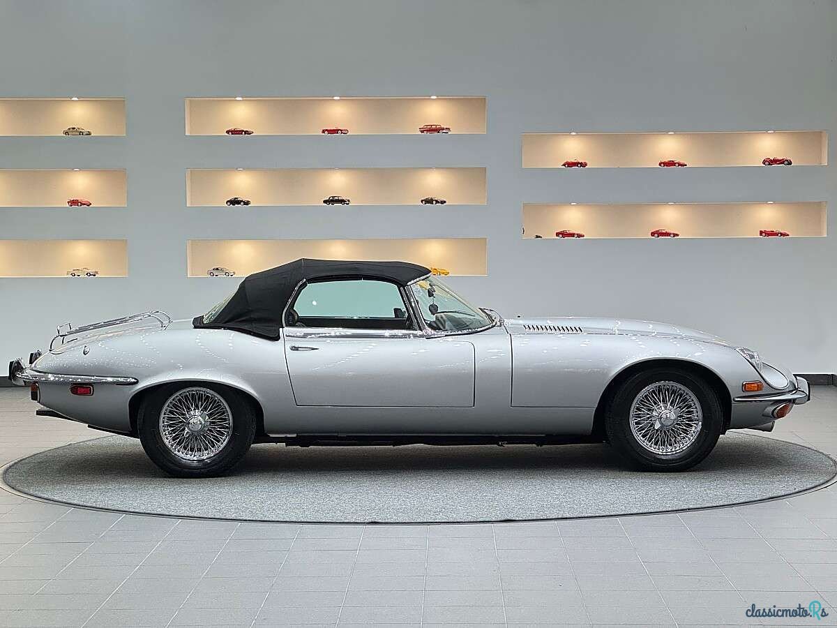 1974' Jaguar E-Type photo #5