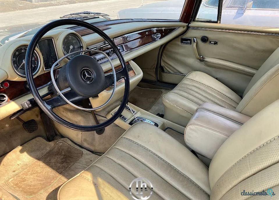 1969' Mercedes-Benz 280SE W111 photo #6