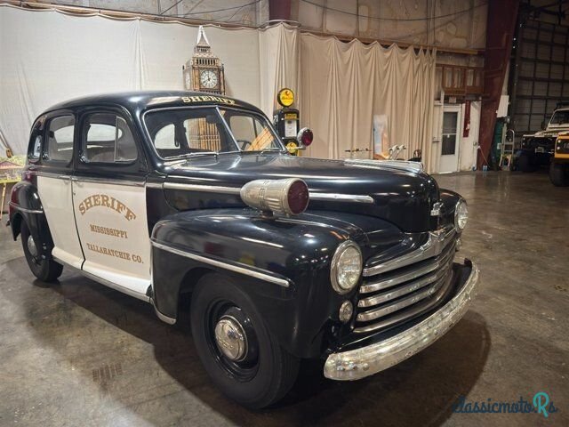 1947' Ford Super Deluxe photo #4