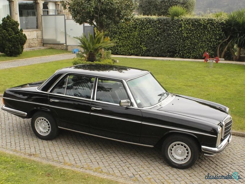 1975' Mercedes-Benz 240 photo #5