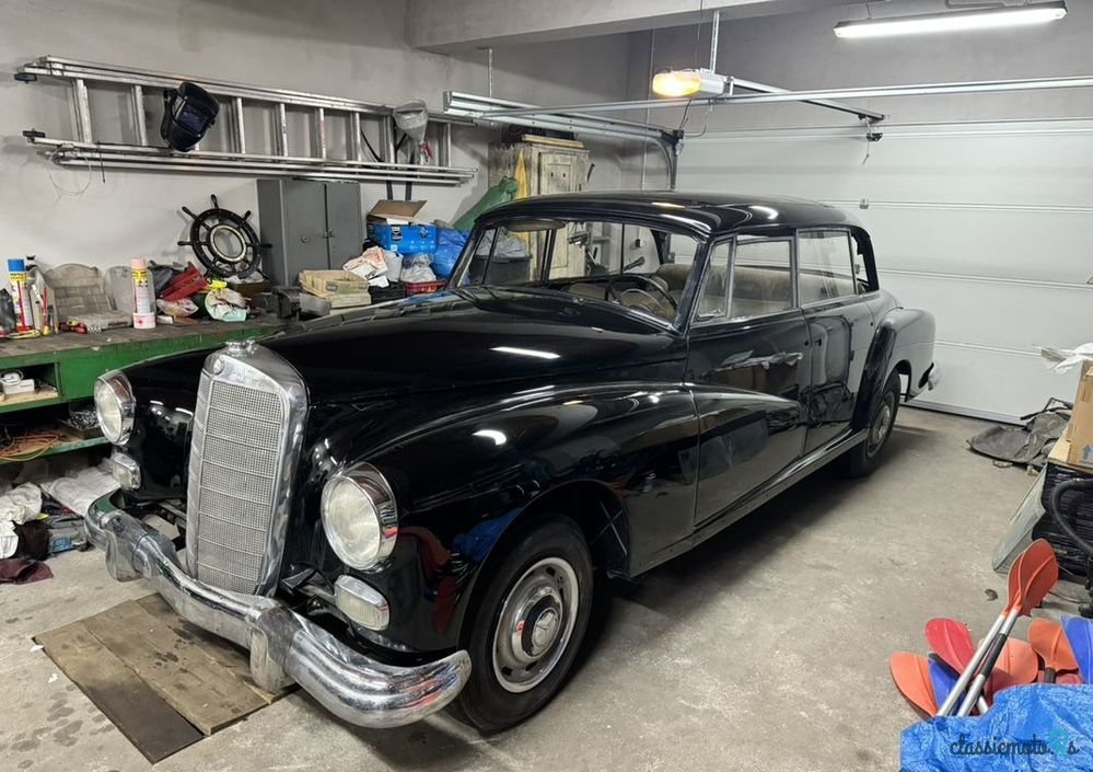 1958' Mercedes-Benz Adenauer photo #2