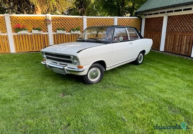 1972' Opel Kadett photo #2