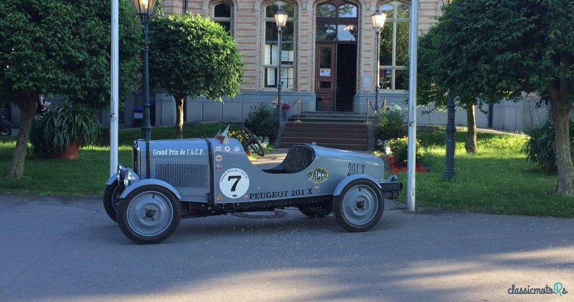 1930' Peugeot 201 photo #2