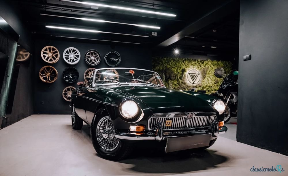 1971' MG MGB photo #1
