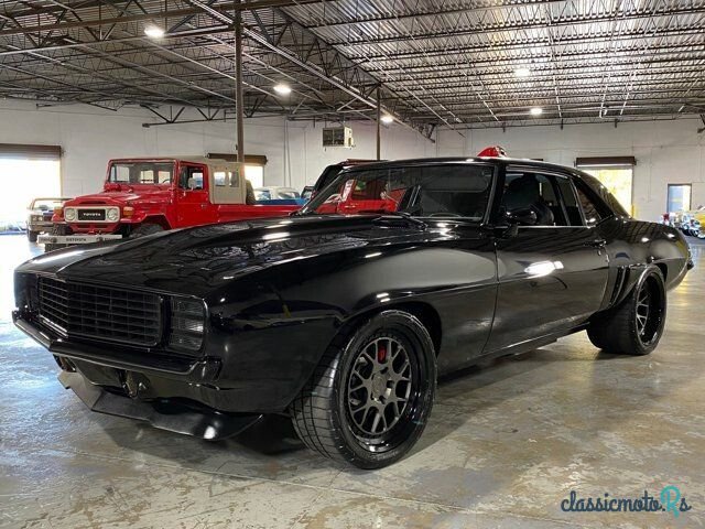 1969' Chevrolet Camaro photo #1