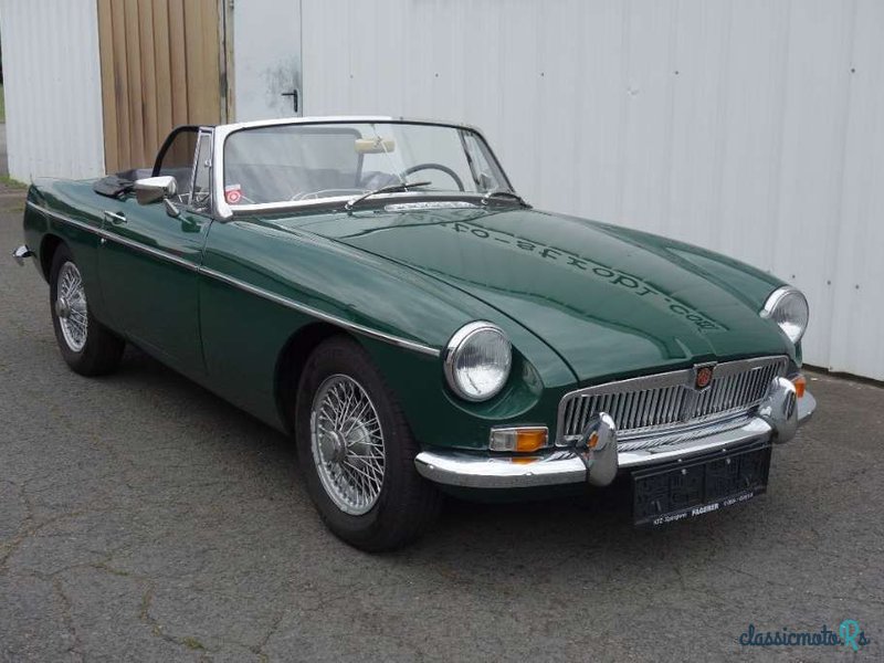 1965' MG MGB photo #1