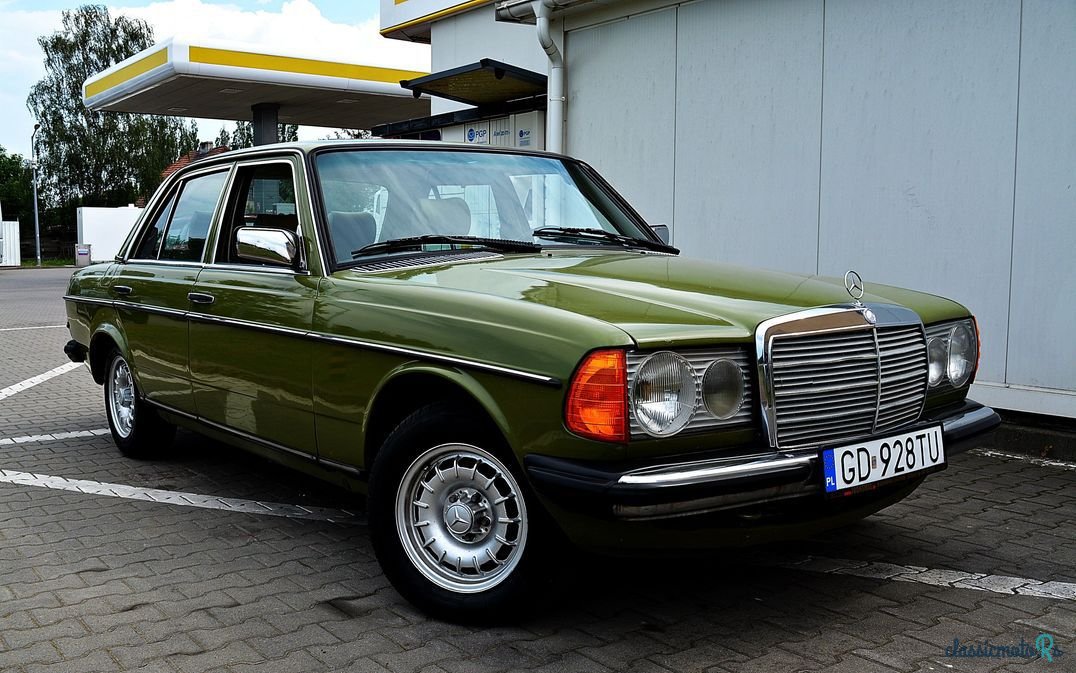 1978' Mercedes-Benz W123 photo #2