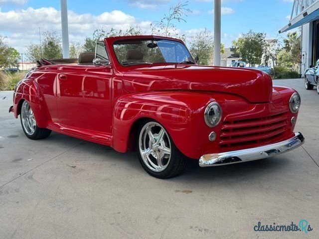 1947' Ford Super Deluxe photo #3