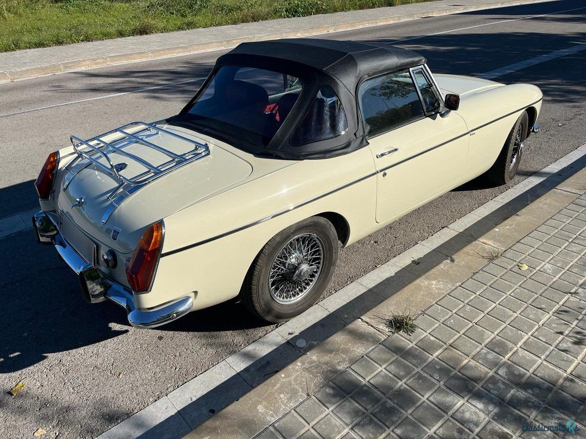 1969' MG MGB photo #1