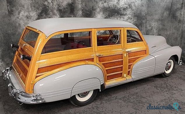 1947' Pontiac Streamliner photo #3