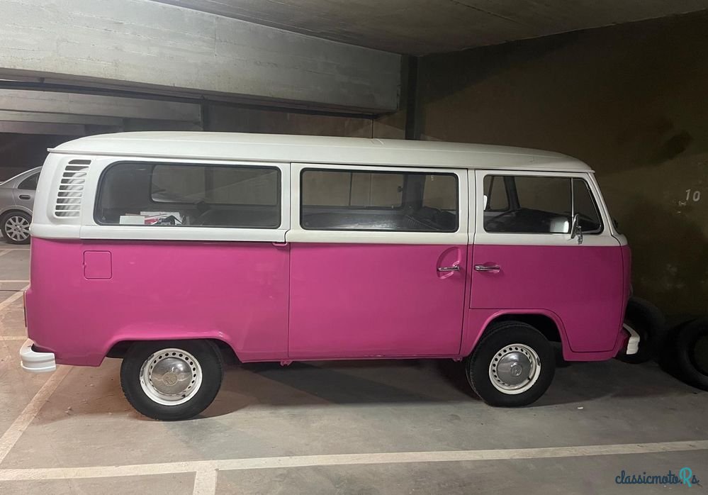 1972' Volkswagen Type 2 photo #3