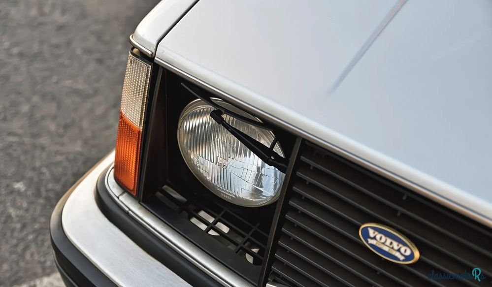 1977' Volvo Seria 200 photo #4